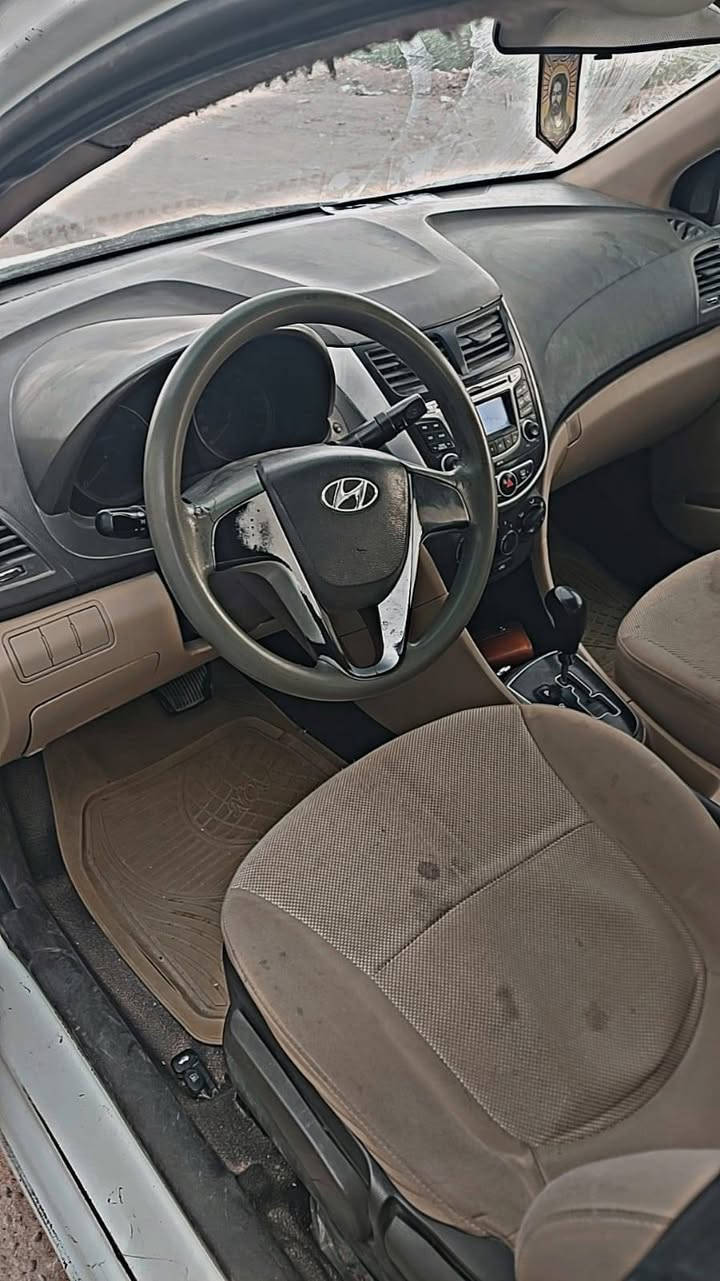 اكسنت 2011 رقم بصره نكليزي مكينه تبخر ولباقي شوف لعين انه مكلف تصل *********** واتساب سعر ٦٠ وبيه مجال
