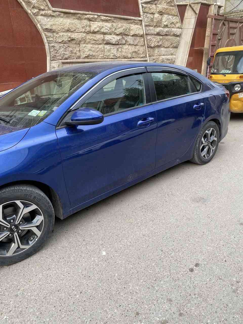 للبيع كيا فورتي 2019 ادامه كامله من كلشي صور الحادث مرفقه في الصور بدون اي تبديل اي قطعه بجم كبس بدون دواخل بدون لغد اوشاصي ماشيه 58 الف فقط السعر 135 
***********
