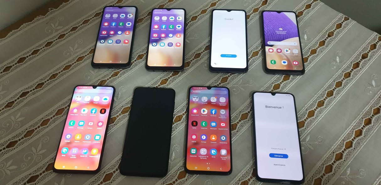 A32 128g/4g
A70 128/6g أنيركي, أزيلال


**إذا كنت صاحب هذا الإعلان وتريد حذفه لأي سبب، رجاءا أرسل رسالة إلى الدعم الفني**