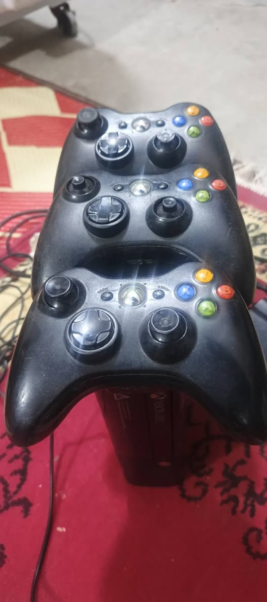 اكس بوكس 360 سوبر سليم مع 25 لعبه زائد ثلاث يدات السعر 130 النجف


**إذا كنت صاحب هذا الإعلان وتريد حذفه لأي سبب، رجاءا أرسل رسالة إلى الدعم الفني**