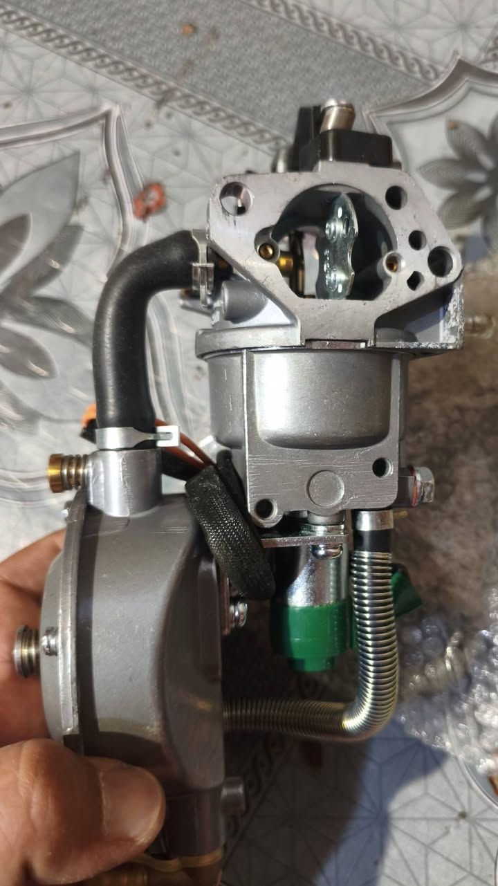كابريتر غاز بانزين 
من5kv وفوك
25الف مع التوصيل


**إذا كنت صاحب هذا الإعلان وتريد حذفه لأي سبب، رجاءا أرسل رسالة إلى الدعم الفني**