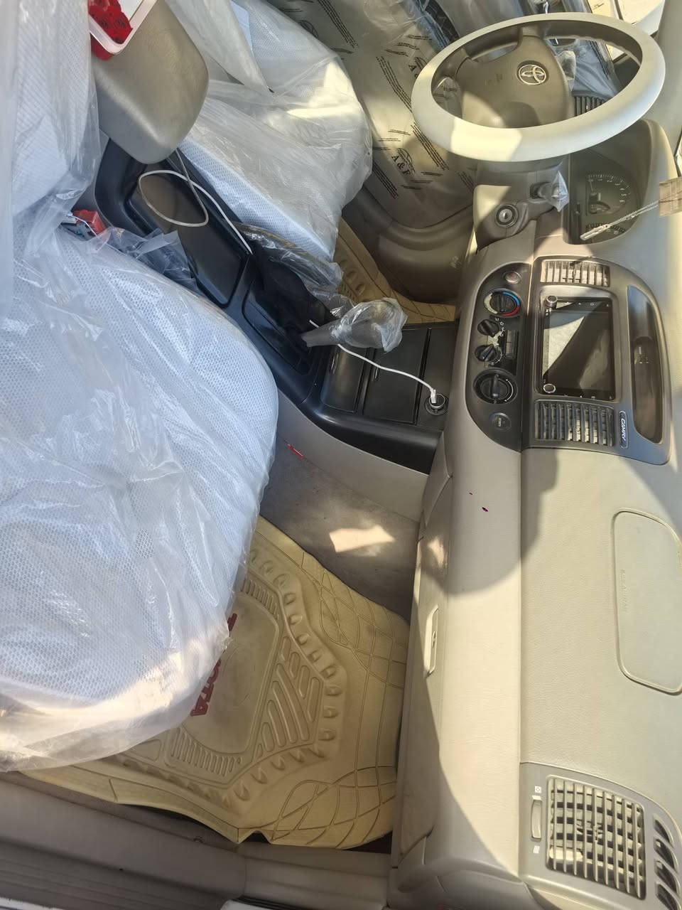 كامري للبيع موديل 2006 أدوات دخول جديد كصه قماره حته ماكو أثر للكص لوللصبغ شرط اجدد سياره مكينه 2400 متومه طبق الأصل شرط الحاسبه رقم اوسنويه اوهزه انكليزي سليمانيه السياره جديده بمعنى الكلمه فول نضافه تخم تاير حداديه تبريد تدفئه كير ومكينة منضومه لايت زنون عالي ناصي زنون شمسي شاشه اندرويد رايدهه 52 بيهه مجال قليل للشراي
عنواني ميسان 
***********
