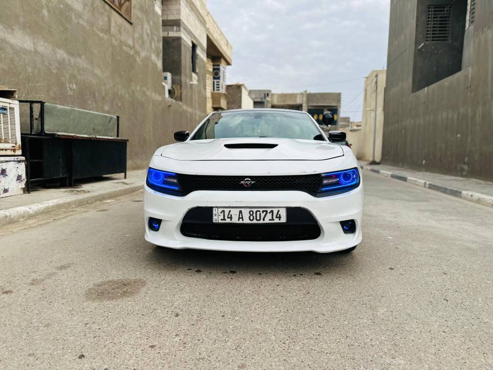 السلام عليكم جارجرللبيع موديل 16اصل بسمي بصره حره هزه جديده بوليسي مكينه 5700 جديده حداده جديده مانع انزلاق نظام ايكو تثبيت سرعه كامره خلفيه حساسات خلفيه دعاميات ودوس SRT محدثات تخم تاير لايتات زنون متغير بيع او مراوس حسب القناعه سياره كفاله بيها بنيد محدث والبنيد الأصلي موجود سعر  165 وبيهه مجال  رقم تليفون ***********  بصره دور الشرطه البصرة, العراق
