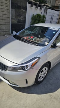 كيا فورتي 2017 بأسمي مكينة 2000 رقم اربيل كامله هزة جديدة  حادثها بنيد...