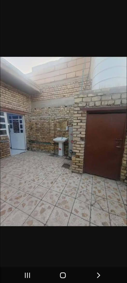 مكتب عقارات احمد الركابي
🏡بيت للبيع ع مبادره 

عنوان/ ثوره قرب شارع محطه و قرب الزاويه

♾️مساحه 114م/ امامي

غرفه صاله استقبال مطبخ صحيات طارمه ومنور

نوع البناء// طابوك عكاده سنه بناء
🟦((2014)) 

🟧نوع جنس/طابو صرف

للاستفسار الاتصال على الرقم *********** واتساب✅ احمد الركابي
