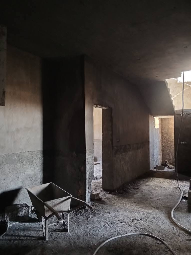 سلام عليكم
كادر لبخ 
متفرق 
نشتغل كوبلن 
شغل. درجه اوله. 

للاستفسار. ***********
