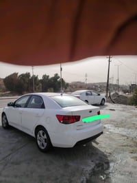 سيراتو 11 الون ابيض مواصفات  1-تحكمات ستيرن  2-اشاره بالمرايا 3-ويل كب...