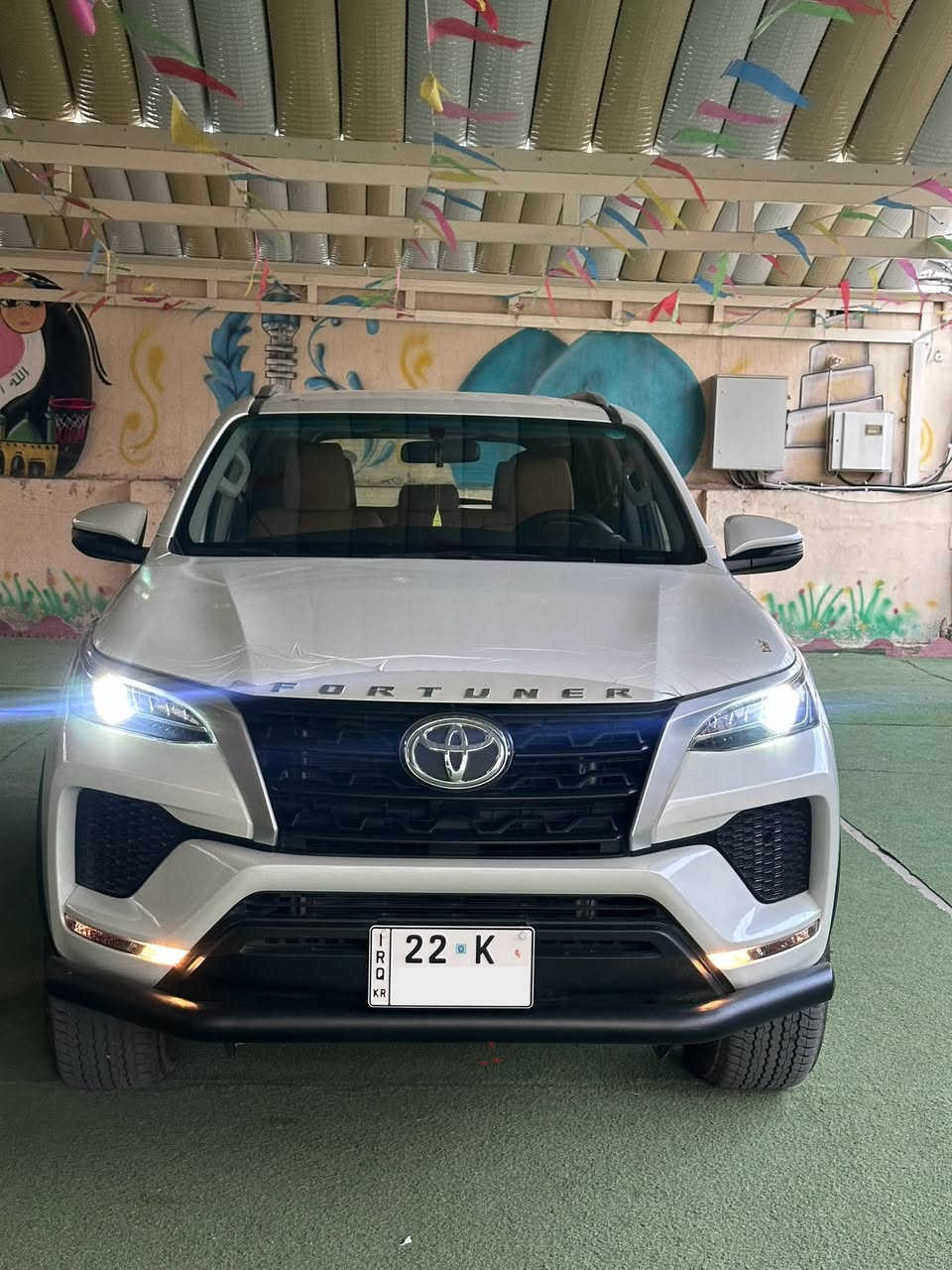 السلام عليكم و رحمة الله

فورتشنر 2024 بالفابلون

( بحالة الزيرو ) 

رقم إربيل الجديد  

فحص و هزة جديد  

اربعة سلندر / فور ويل  / حساسات امامية و خلفية / كاميرا خلفية  / تبريد بيانو  / مري شفط  / تبريد 3 قطع / قفل سرعة  …. الخ 

الإضافات الأخرى ( درع امامي / هوك خلفي / دواسات حوضية / دوشمة جلد / ستيلات جانبية ) 

 السيارة جديدة جداً ماشية ٣،٧٠٠ كيلو فقط

شرط التحويل او الوكالة حسب الاتفاق 

موجودة في بغداد / اليرموك 

 

للاستفسار / ***********
