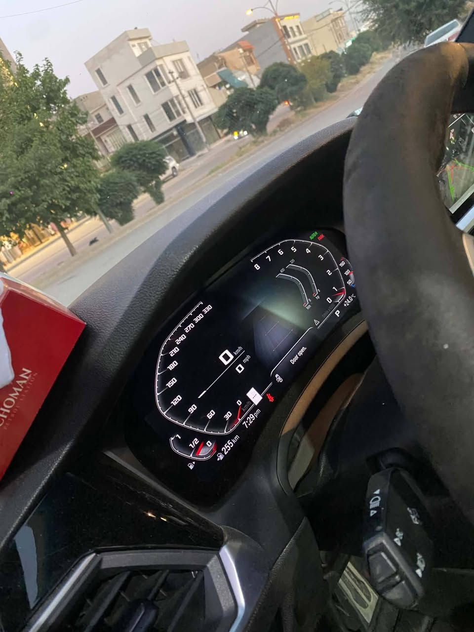 BMW 330i M Sport – موديل 2022
          سعر..... 260........

رقم  ***********
وتساب ***********

🔹 بلد: قيصية
🔹 فل أوبشن ما عدا الداش (العدادات الرقمية)

المواصفات:

* أوضاع القيادة: Sport / Sport+ / Comfort / Eco Pro
* فتحة سقف
* مقاعد كهربائية
* ذاكرة للمقاعد
* إنارة LED متحركة (Adaptive)
* رادار
* حساسات أمامية وخلفية
* نظام المحافظة على المسار (Lane Assist)
* عصا جير إلكترونية مبرمجة بشكل M3

✅ السيارة نظيفة جداً وبحالة ممتازة.
✅ المحرك، الجير، وجميع الأنظمة الكهربائية شرط الفحص.
✅ صبغ قطعتين فقط (البونيت والرفرف الأمامي).
✅ تم عمل فيس لفت كامل أمامي وخلفي إلى موديل 2024.
✅ مركب لها Downpipe.
✅ مبرمجة Stage 1.
✅ السيارة قوية، اقتصادية جداً بالوقود، وأداؤها ممتاز.
✅ السنوية جديدة.
✅ السيارة باسمي وجاهزة لنقل الملكية.

📍 الموقع: السليمانية
