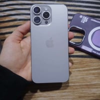 آيفون ١٥ برو ماكس • نضيف شخط • بطارية ٨٩٪