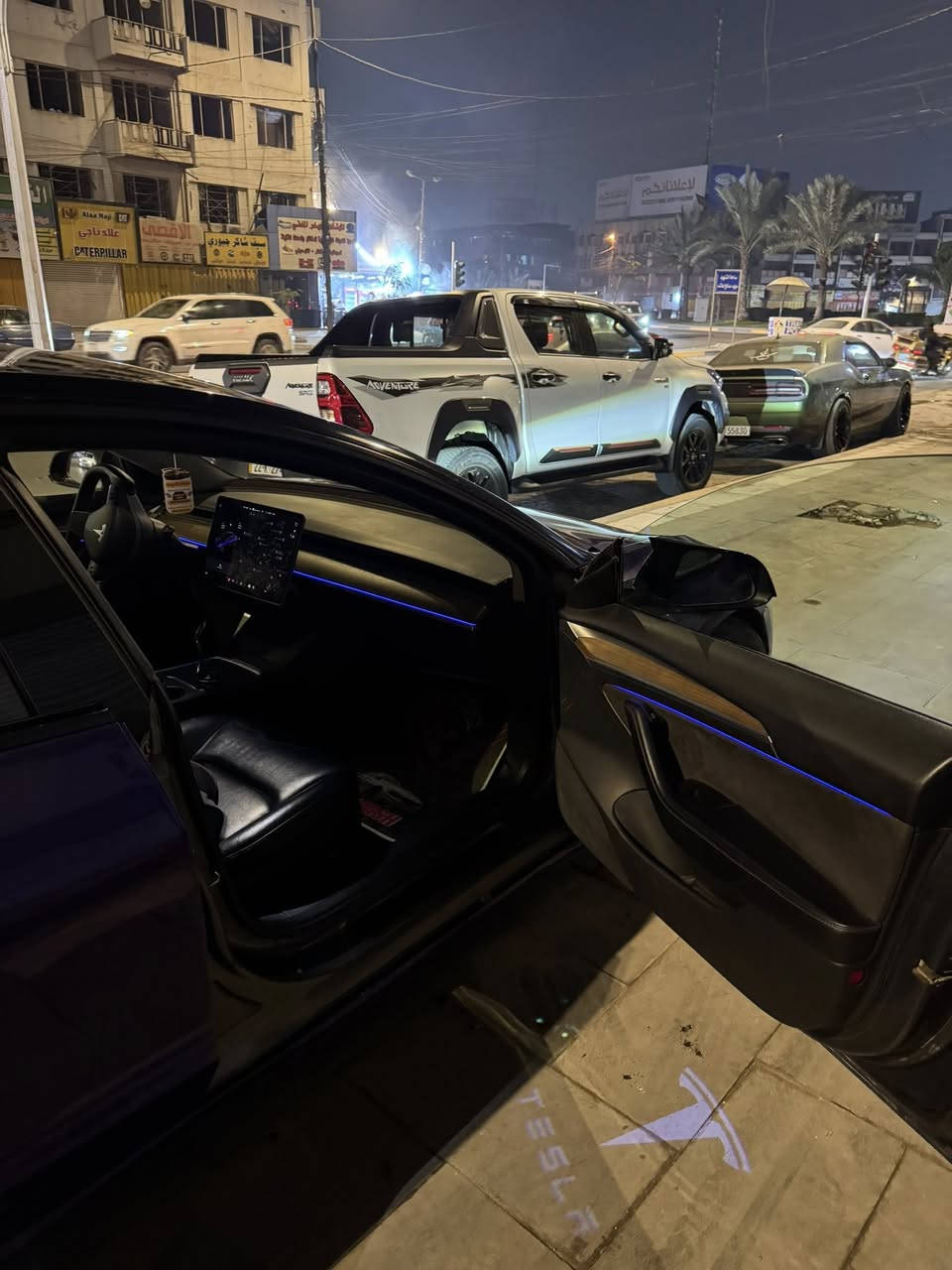 سلام عليكم مودل 3. 2022للبيع  لتفاصيل *********** مكانه كراده 62
