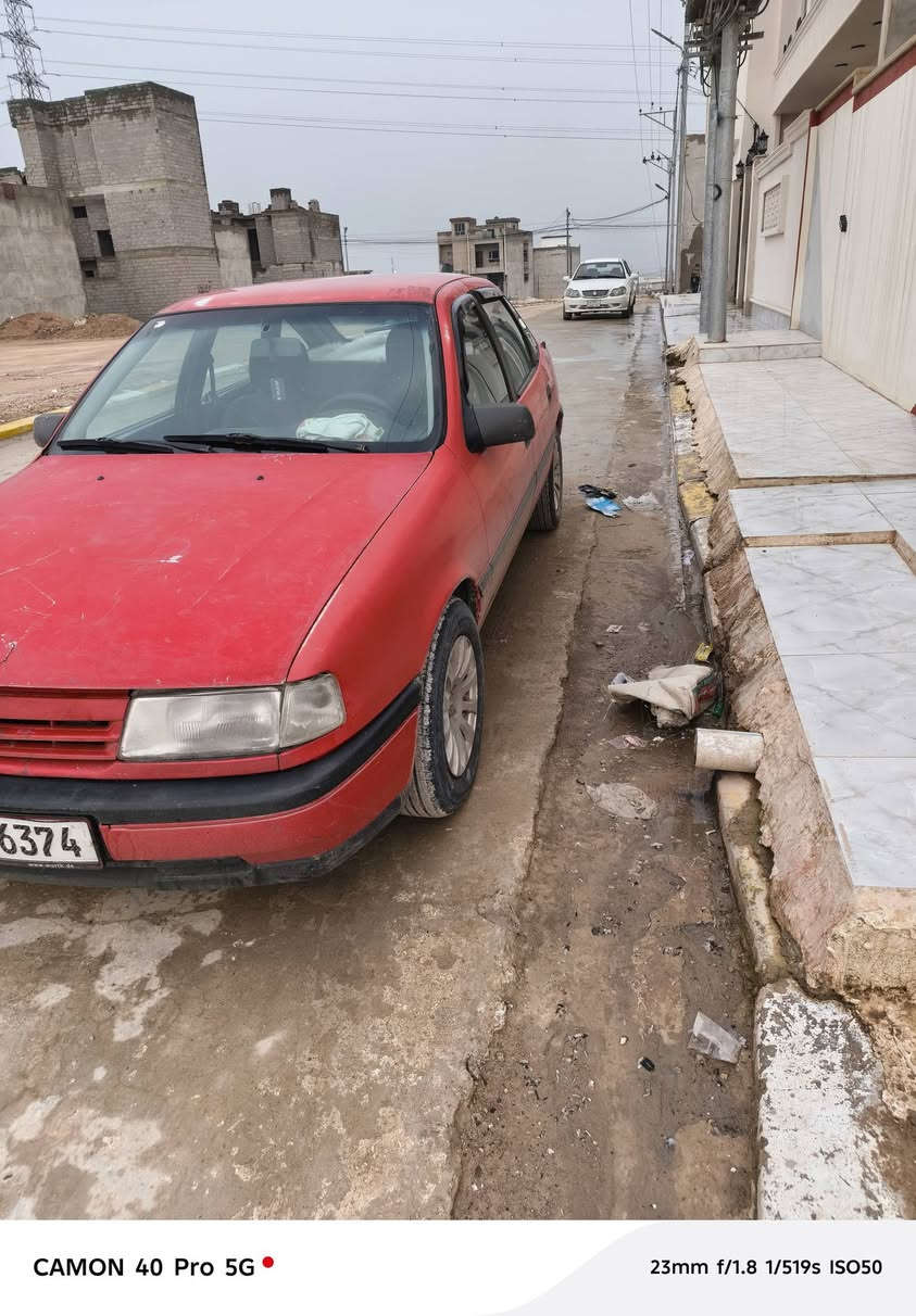 سلام عليكم سيارة فكترة للبيع حجم 20 كير عادي  موديل 90  رقم نينوى مسطرة كير شرط مكينه بدايه صرف كل تبديلة دهن تنقص ربع لتر شرط وكالة وتحويل بوند بي شبر معجون بدون دواخل سعر 43 وبيها مجال للأستفسار رقم  ***********
