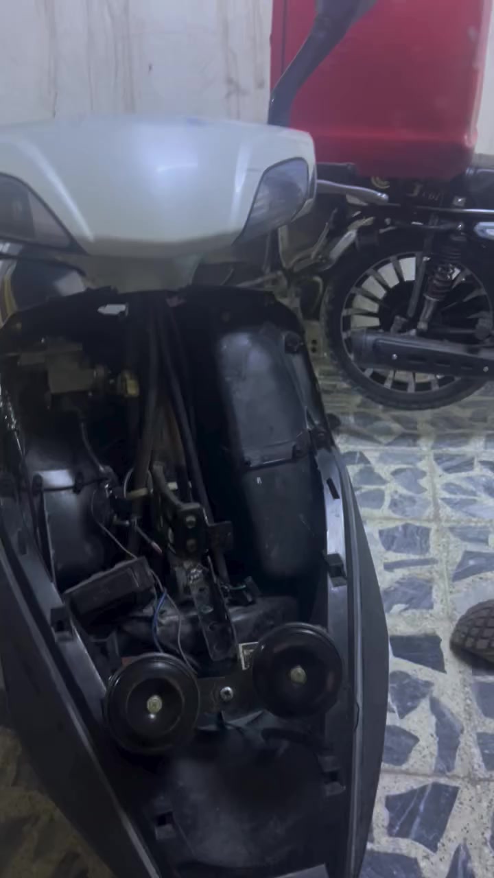 ‏سلام عليكم حبيبي دراجة فريز 500وبيها مجال شراي ‭٠٧٧٥ ٩٦٩ ٧١٢٢‬
