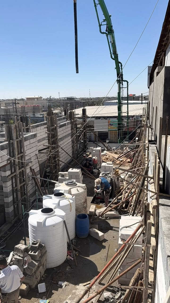 اللهم صلى عله محمد وال محمد تم بعون الله المباشره في اعمال بنايه وتم انتهاء مرحله البناء ومرحله صب الاعمده ونشالله الى مرحله السقف 
موقع ابي الخصيب كوت ثويني مساحه ١٨٠م
للاستفسار علخاص او الاتصال ***********
