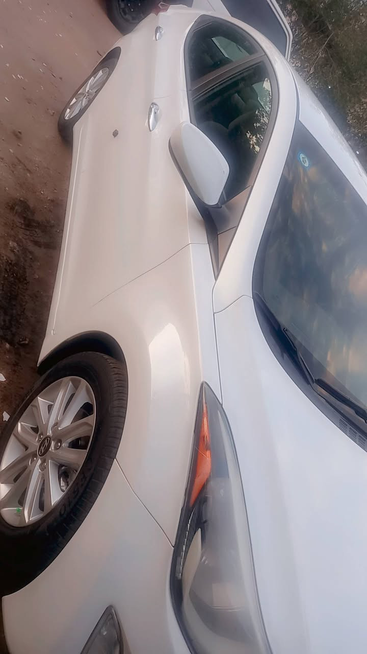 السلام عليكم
#النترا ٢٠١٥ وارد أمريكي حادث قبق جنطة نفسة بدون تبديل ليبل واحد بأسمي السونار مرفق بالصور 

العنوان/ بغداد 
موبايل /*********** 

السعر ١١٥ورقة
