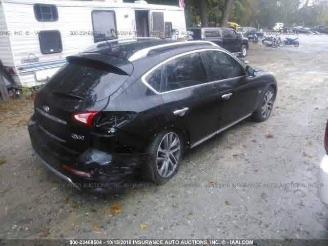 السلام عليكم 

إنفنتي qx50 للبيع موديل 2017  رقم مميز

السيارة فول مواصفات

ماشية ٧٥.٠٠٠

تحكم ستيرن فول

اربع كامرات 

اشاير مري 

الويل ١٨

حساس خلفي امامي 

بكلايت لد 

نظام زنون بلادي

مكينة ٣٧٠٠ السيارة صاروخ

فور ويل

كشنات جلد تدفئة وتبريد

فتحة 

تحكم كشنات خلفية  كهرباء صعود ونزول 

تحديد مسار

الحادث دعامية خلفية فقط (كلين)

والباب الخلفي بيه تصليح ورش بالعراق (مصور)

اللون اسود  

للبيع او المراوس 
***********
