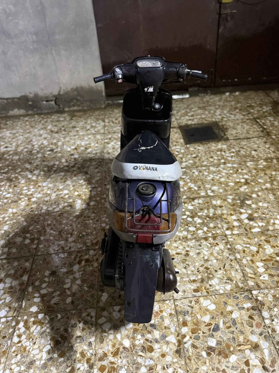 السلام عليكم دراجه بطه نضيفه اب معنه الكلمه مفتوحه مره وحده بس ما نقصها اي شي كهربايات كلها شغاله درجه نضيف كلش السعر 300او بيها مجال الاستفسار خاص او على الرقم ***********
