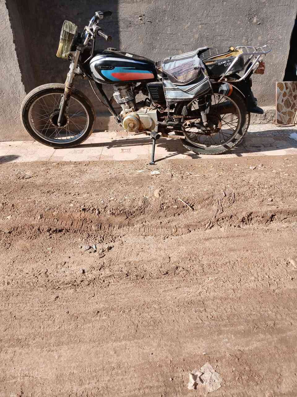 السلام عليكم دراجه نامه موديل ٢٠٢٠
اصولي أوراقه كامله
مكان الصويره حي العسكري 
السعر ٢٥٠
مو شراي لا اتعبني رحمه لمك
رقم الهاتف
***********
