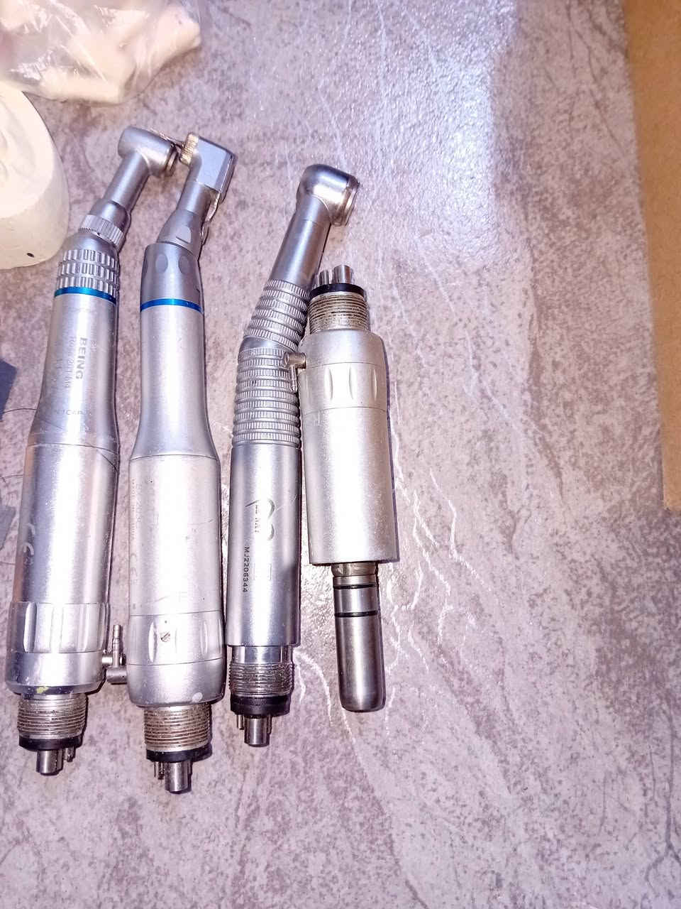 للبيع أدوات طب أسنان مستعمل للمراحل الثالثة والرابعة والخامسة، بحالة جيدة وسعر مناسب. 
مستلزمات طب أسنان مستعمل
للتواصل: ***********
بغداد
