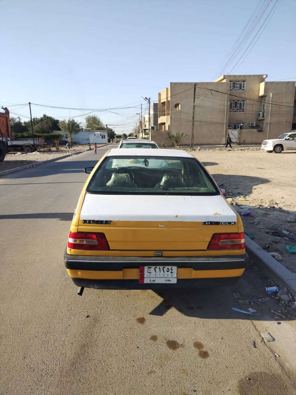 السلام عليكم بيجو 2010 بيه جاملق بدل المامي سنويه بسمي مصفره هيه وغرامات  العنوان بغداد الغزاليه والسعر30 وبيه مجال لشراي***********
