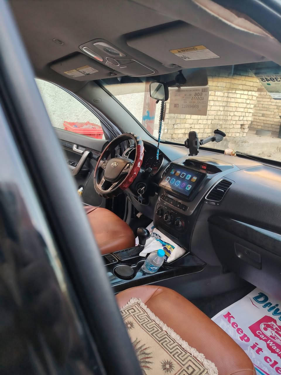 سلام عليكم
سورنتو للبيع 2014 وارد أمريكي محرك 2400 GDl ٥ راكب حادثها جاملغ وبنيد تبديل بدون دواخل السياره جاهزه من كلشي السعر 120 للاستفسار ***********
