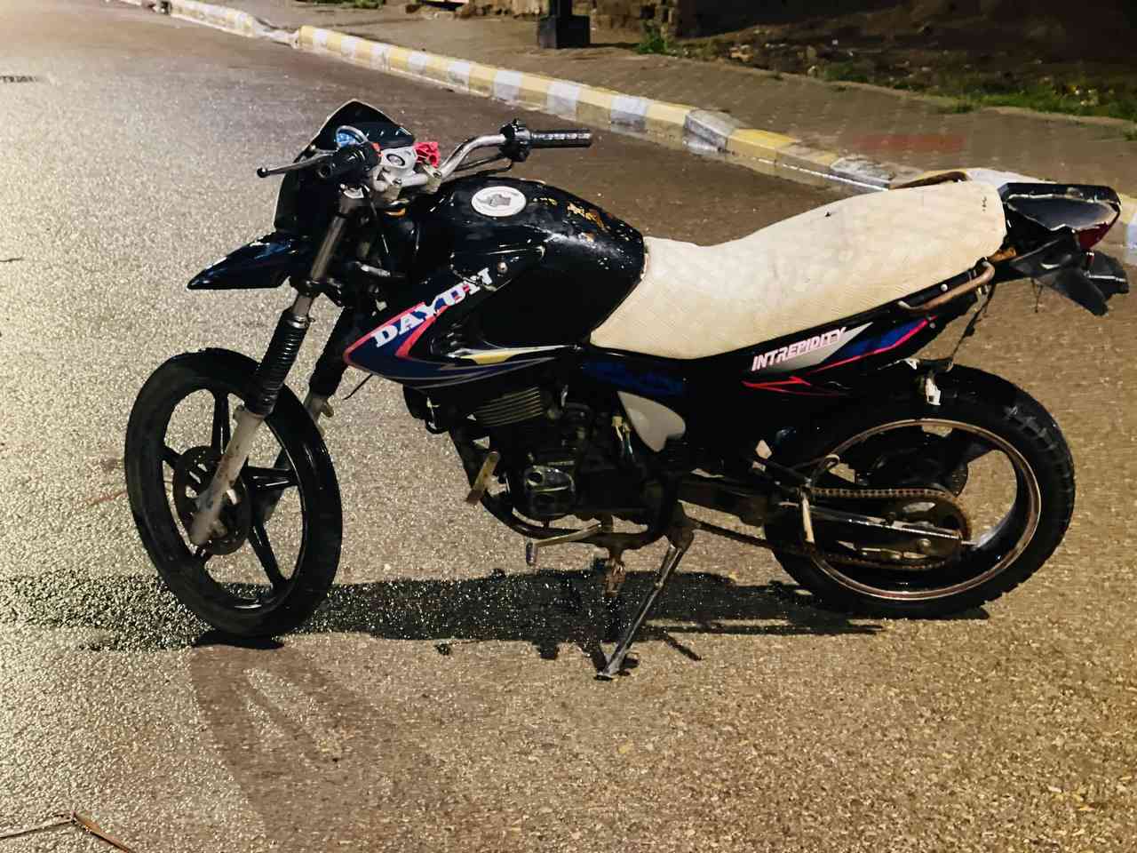 سلام عليكم قفاز موديل 17 أوراق اصولي مكان كوت سيخ سعد الاستفسار ***********
