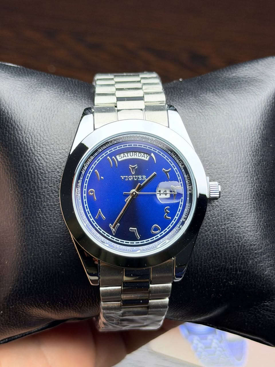 VIGUER 
اصلي ماكنة ياباني كاملة المرفقات
نافذ يومي شهري 
مينا مميزة 
ارقام عربي 
مختم بالقفل والظهر 
ستانلس ستيل 
مقاومة للماء 

25 الف على اول تم

EbEhMeAyjqOMqdtOfg


**إذا كنت صاحب هذا الإعلان وتريد حذفه لأي سبب، رجاءا أرسل رسالة إلى الدعم الفني**