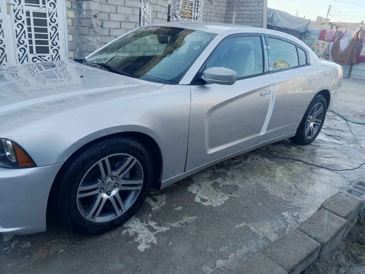 السلام عليكم 
سيارة دودج جارجر موديل 2012 سياره باسمي السيارة جاهزه ما ناقصها شي من حداده وكير ومكينه واي استفسار على الرقم *********** القرنة, البصرة
