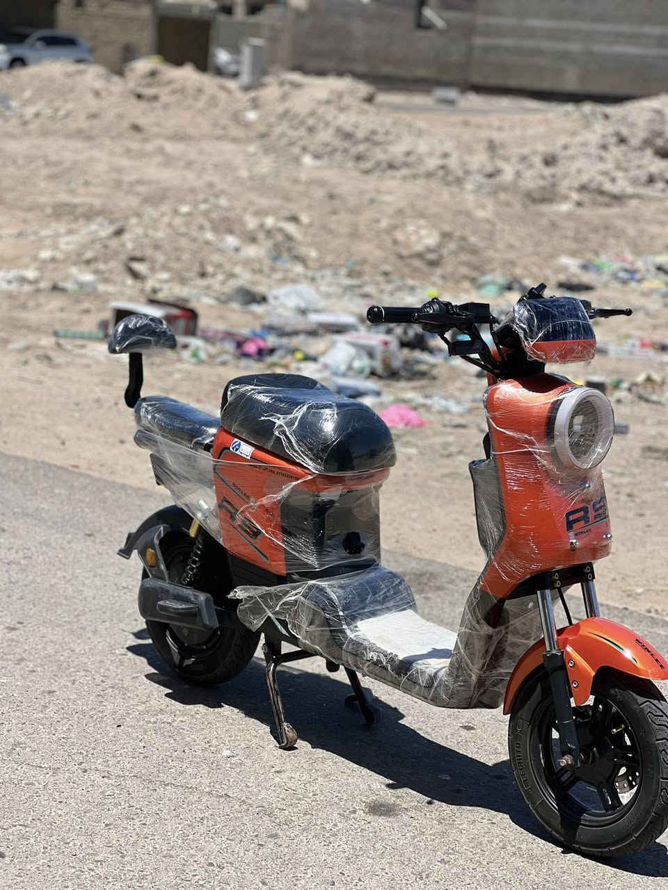 سلام وعليكم دراجه شحن ار9 للبيع دراجه كامله مكمله بطريات 32 امبير كهربهيات كلهن شقلات سعر دراجه 535 بيه مجال رقم *********** بس واتساب فقط

