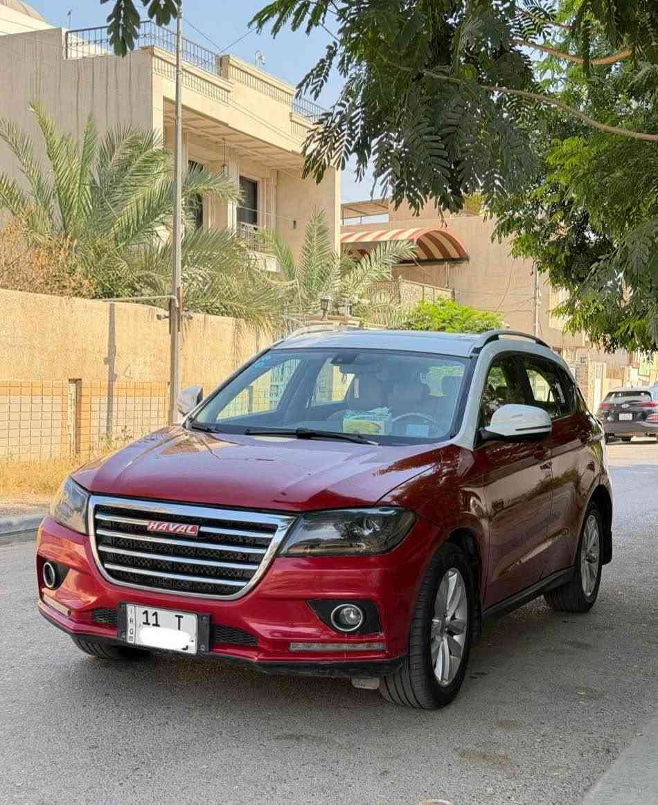 هافال 2016 H2 فول 1/1 خليجية 
السعر 70 ورقه وبيها مجال 
رقم بغداد الجديد باسمي
سنويه جديده وهزه جديده 
محرك وكير   نضيفات
تبريدها شغال ثلج 
خليجي استلام شركه نهج العراق 
السيارة تو كلار لونين - سلايد - بصمه - جلد - كشنات كهرباء - شاشة - كامرة - حساسات - زنون - لد وفول مواصفات للأخير اعلى فئة
داخلها 3 ألوان بيجي وماروني واسودّ وصاج  
بيها صبغ 3 قطع اثر شخط حافر بدون دواخل 
مكاني بغداد المنصور للاستفسار: 
*********** بغداد, العراق
