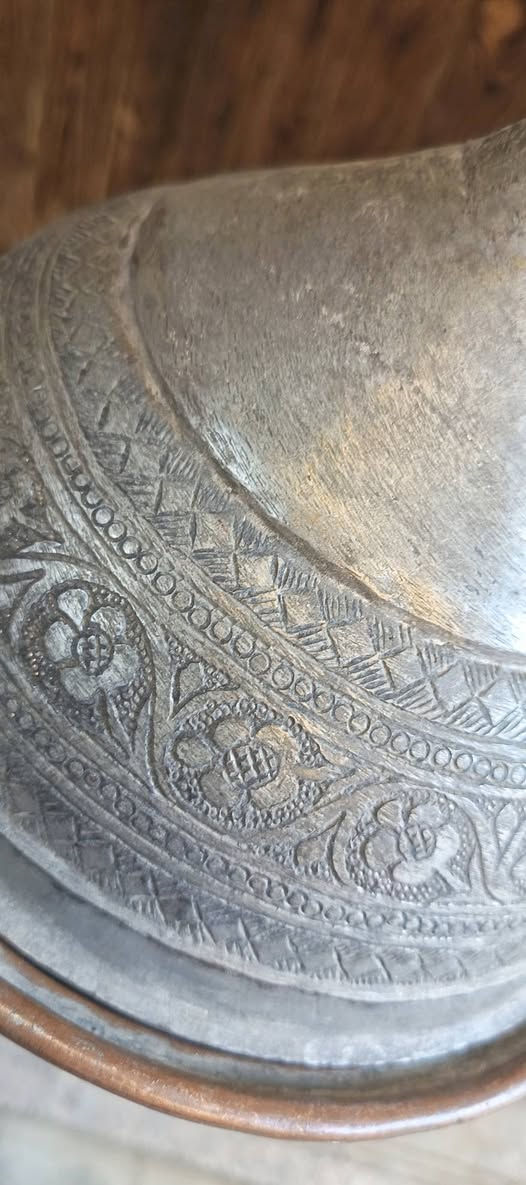 أستغفر الله العظيم، اللهم إني أسالك فيضا من فيوضات فضلك، سبحانك اللهم وبحمدك.
............................

مش عارفه الإيراني فيه سحر رهيب، الزمن مأثرش على جماله أبدا.

............................

للبيع بإذن الله:

- برنبونيره أو سلطانيه بغطا نحاس أحمر، إيراني أنتيكه أصليه، شغل رقيق جدا، وزن تقيل، تحفه فنيه، تحياتي لذوقكم وآرائكم،،،،،

................................

الحمد لله حمدا كثيرا طيبا، نحمده ونشكره على نعمه وفضله علينا.

يسعد مساكم حبايبي،،،،،،

إستمتعوا معايا، التفاصيل بالفيديو،،،،


**إذا كنت صاحب هذا الإعلان وتريد حذفه لأي سبب، رجاءا أرسل رسالة إلى الدعم الفني**