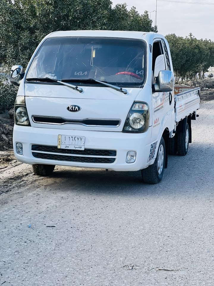 سلام عليكم كيه بومه موديل2014الساره رقم قادسيه سنويه ل28بيه صبغات لجماليه السياره مكفوله من مكينه وكير وحداديه وكسن وشاصي ورقم شاصي السياره مال جناي دوشمه جديده تخم تاير السعر 97وبيهً مجال العنوان بابل الاستفسار اتصل ‭.             ً ‭٠٧٧٤ ٤٦٧ ٣٨١١‬
