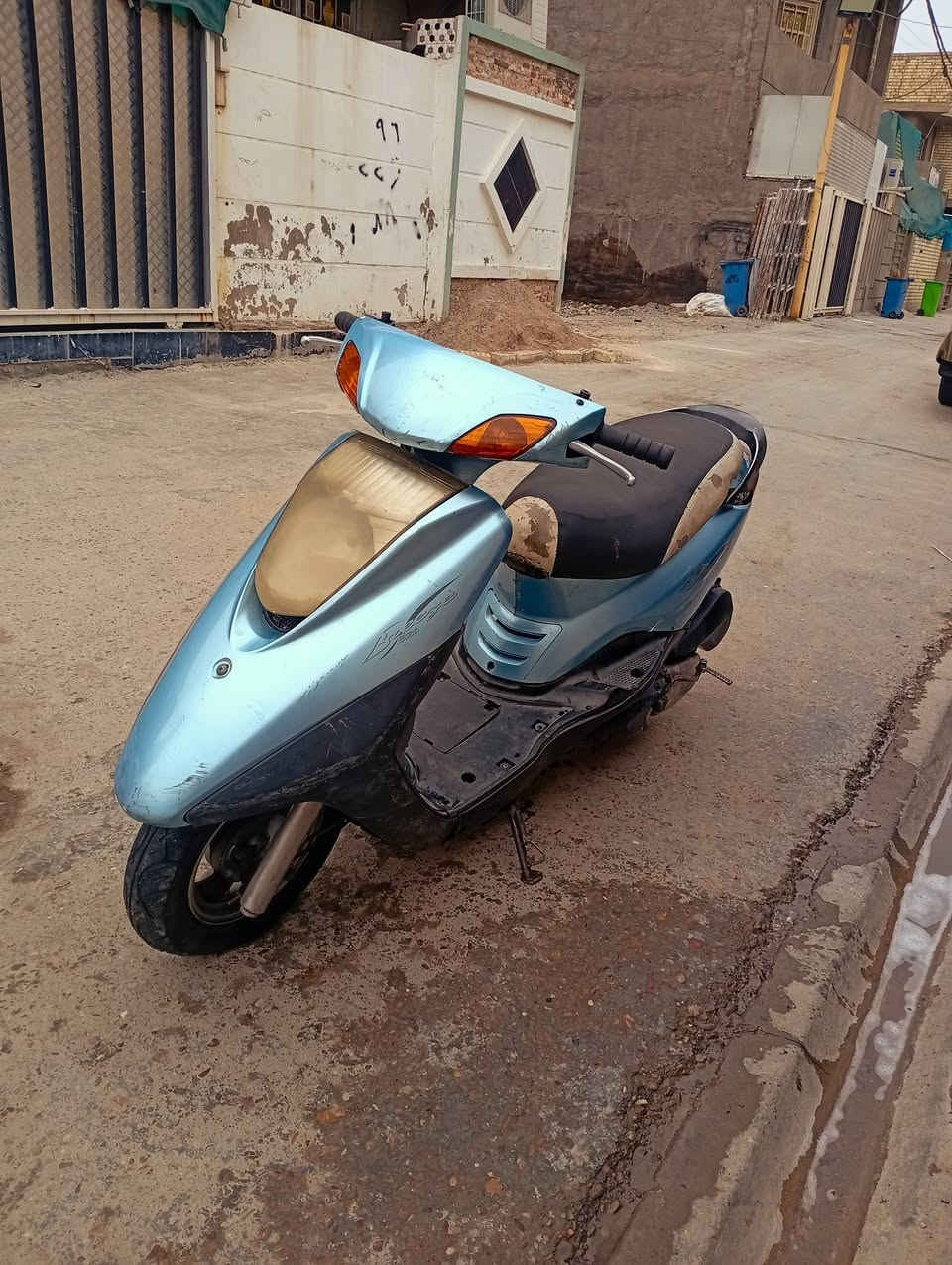 السلام عليكم دراجه بريز 140 نضيفه محرك وكهربايات وسلف وهندر بغداد الكماليه***********
