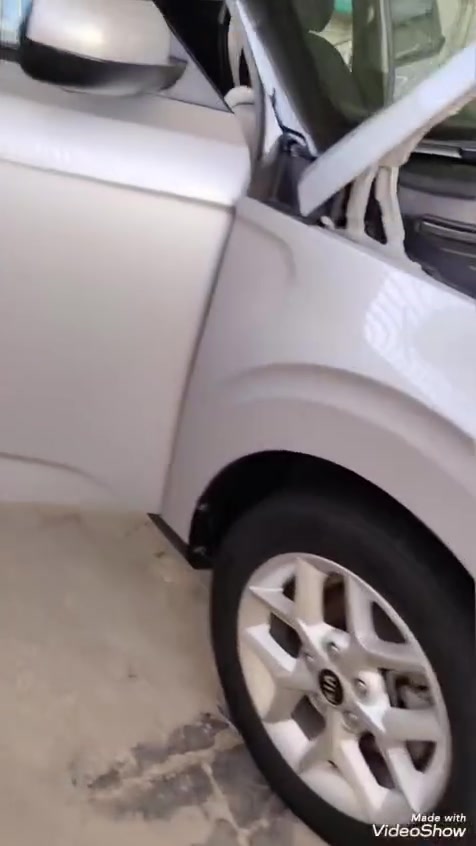 سلام عليكم كيا صول موديل ٢٠٢٠ رقم كربلاء لون سلفري السياره جاهزه جديده ومواصفات الصول العشرين َمعروفه استفسار رقم الجوال ***********
