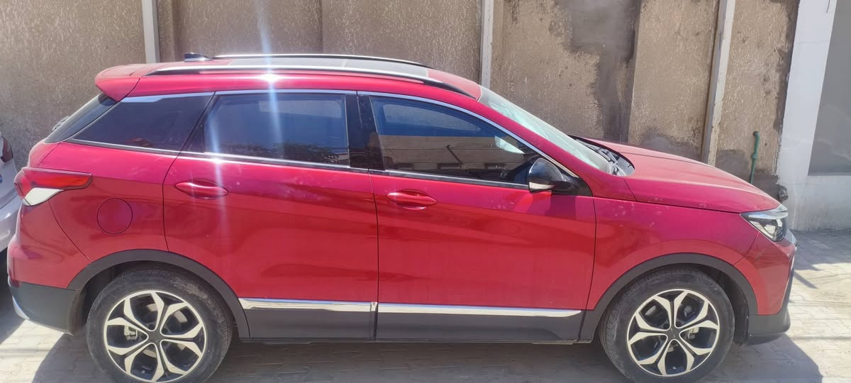 اللون: أحمر مميز 🔴 

​الممشى: 38,000 كم فقط.

​المواصفات: سقف بانوراما، تشغيل ودخول بصمة ، مشموله بالضمان ، ماخذها زيرو من مصرف ، كامرة خلفية و حساسات 
، السيارة تيربو 210 ، ما نازل السبير ، مغلف اربع جام  غلاف حراري 70% مثبت سرعة ، 
​السعر: 22 مليون و500 ألف دينار.
و البيع وكالة عامة 

المكان: النجف الأشرف / الكوفة.

📞 ***********
اكو واساب
