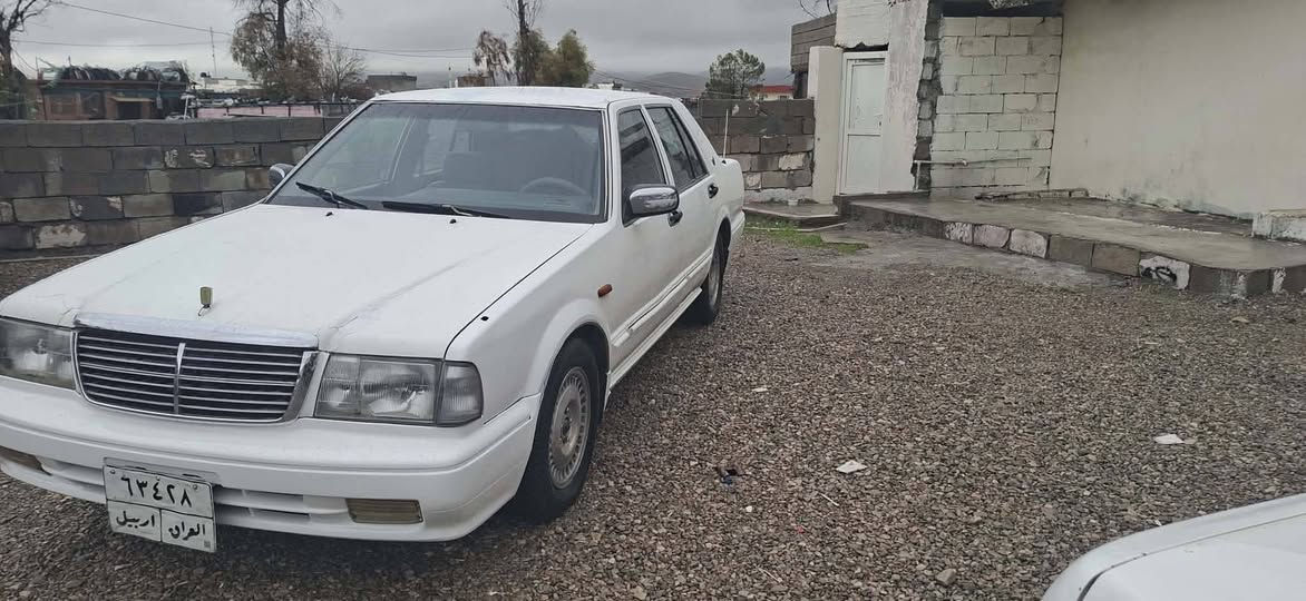 سدريك ٢٠٠٢ بويا خ ٢ با رجه ي هه يه بي ليدران سا ره كه لوك لوكه كير مه كينه هه مو كيا ني به شه رتيي فيته ر ته حويل خرامه برا وه به شه رت  ٤ وار تا يه ي ويلي لوكي له زيره سعريشي ٤٨ كه لايه  كو رينه وه ش ده كه م به شتيك به دلم بيت *********** شربازهير, السليمانية
