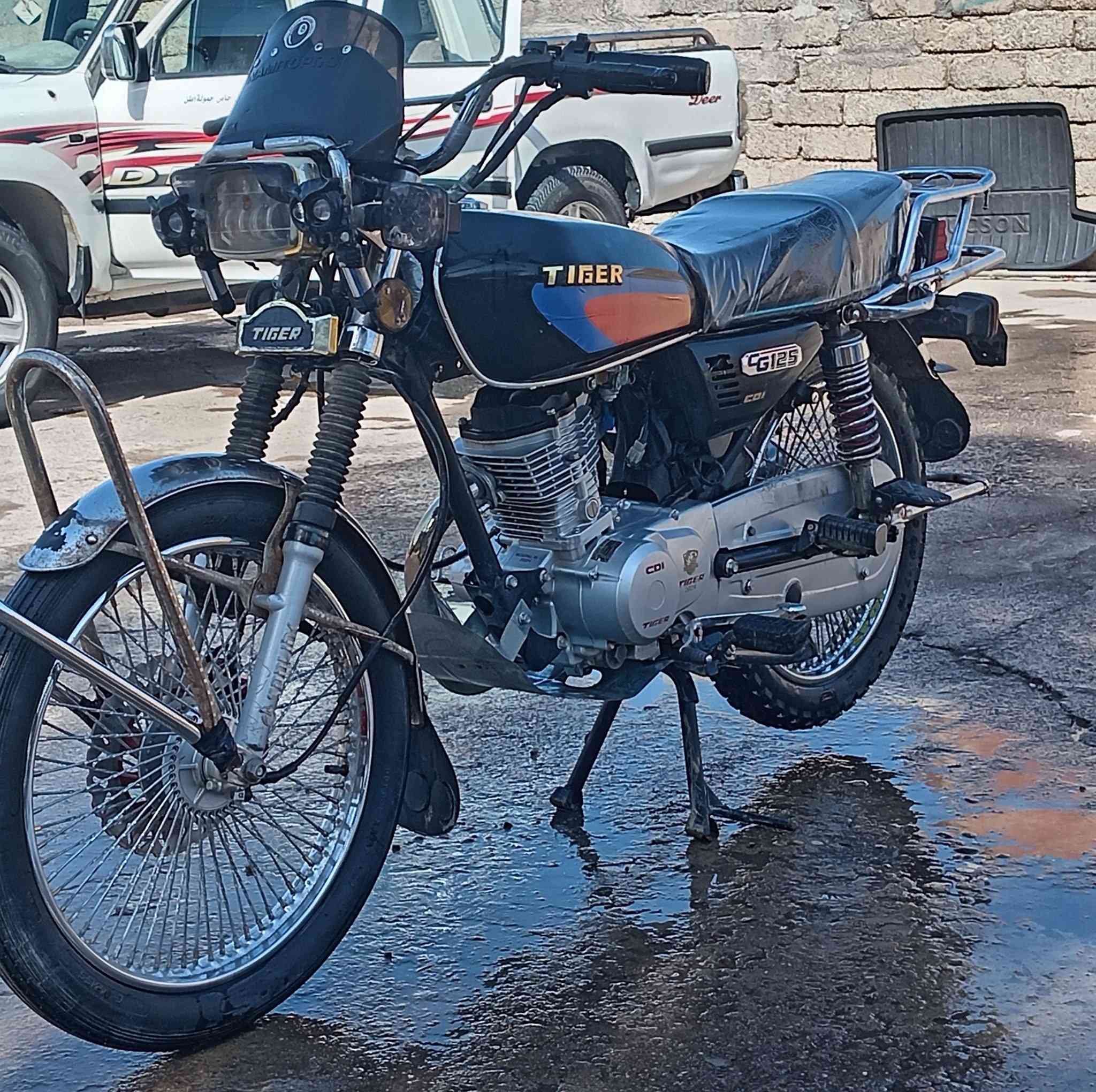 السلام عليكم ورحمة الله وبركاته موطور للبيع تايكر موديل 24 موطور بعدو علوضع الشركة منفيس كهربايات كلشي شقال هاذة رقمي يفيدك تصل مايفيد لاتراسلني ولاتخابرني ***********
