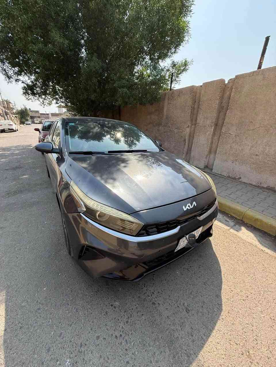 السلام عليكم كيا فورتي للبيع موديل 2022 ماشيه 80 الف موجوده صور حادثها بالمنشور السعر 125 وبيها مجال السياره مبدل بيها كاز كيت مكان السياره بـغدّاد جسر ديالى القديم 
للاستفسار الاتصال بالرقم اني مكلف بالنشر ‭‬
الرقم موجود واتساب ‭***********‬
