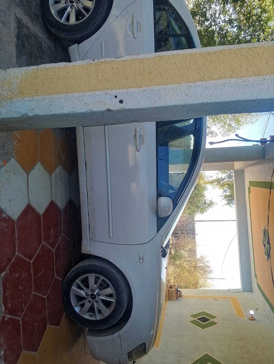 سوناته موديل 2009 محرك 2400 اربعة سلندر دوش سياره بيه حادث جاملغ الخلفي ومصبوغه احزام كير محرك حداديه كهربائيات نضيفات رقم بابل دولي سعره 98 ورقه مجال حق الجيه بابل الحمزه الغربي خارج ***********
