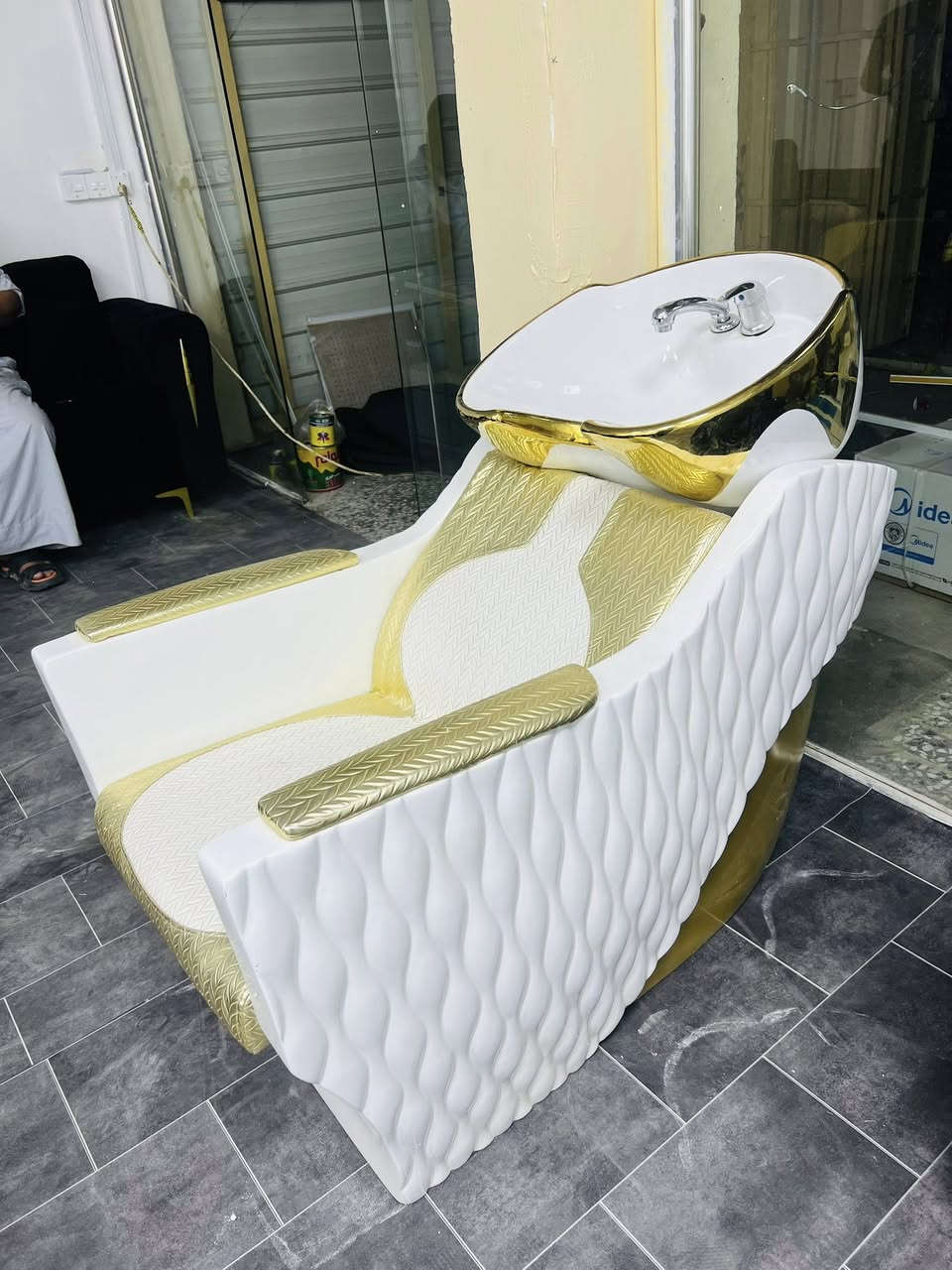 مغسلة راس ملكية سعر 200 اشتريتها ٤٥٠  نضافتها 100% 
عنوان بغداد زعفرانية


**إذا كنت صاحب هذا الإعلان وتريد حذفه لأي سبب، رجاءا أرسل رسالة إلى الدعم الفني**
