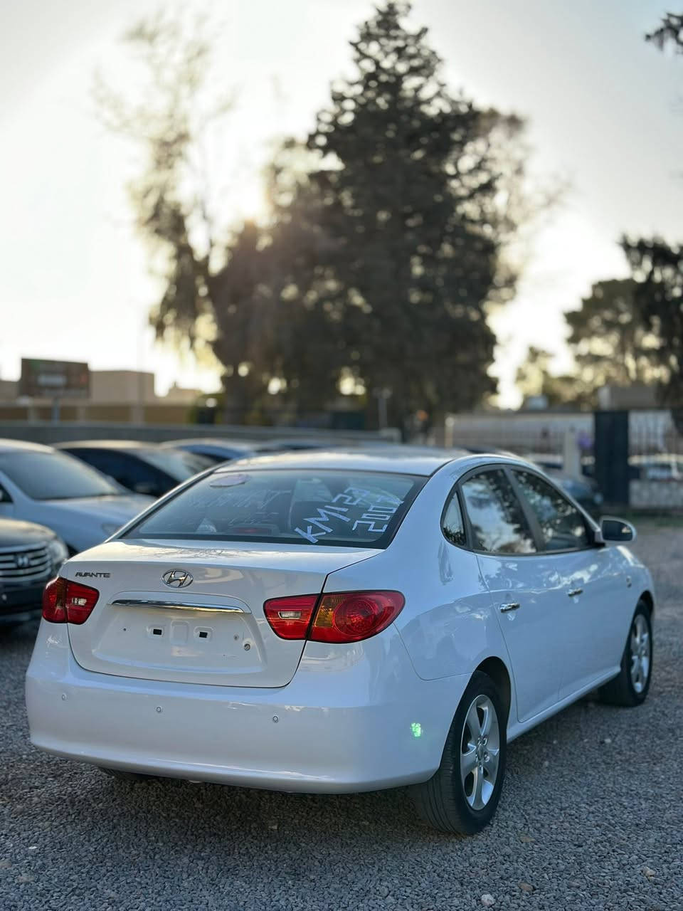 ✨ #معرض_المسار_الصحيح_يقدم_لكم ✨
عرض اليوم وعلى بركة الله ✅ :

• 🔑نوع السيارة: هونداي

• 🏎️ الفئة : أفانتي 

• 📅 سنة الصنع: 2008

• 📈 المسافة المقطوعة: 123 الف KM اصلي بالورق✅

• 🎨 اللون الخارجي : أبيض

• 🛋️ لون الداخلية : جلد بيج

•📄 جمرك رسالة مفتوحة دخول حديث 

المواصفات الفنية:

• ⚙️ المحرك: 1.6  كتينة حديد  

• 🕹️ ناقل الحركة: اوتوماتك 

• ⛽ نوع الوقود: بنزين 

✨ كماليات السيارة: 

• مكيف ديجيتل 

• مرايات كهربائية 

• تحكم في المقود 

• تسخين في الكراسي  

• مفتاح كود ولارم

• مسجل   

• مدخل AUX USB

• ديسكو 17 الكبير   

• كاميرة خلفية    

•كراسي جلد بيج    

•سيرية ايطارات جديدة 

• شكورطة وعدتها كلها موجودة 

• بطنها نظيفة خالية من الرطوبة والخزيز 

الحالة العامة:

• 🛠️ تم الكشف على السيارة ولا وجود لأي اعطال 

• خالية من القص والسوس والقشرة والحوادث نهائي ✨

• كربون الاصلي وبالكشف والضمانة ✅

• أوقات العمل والاتصلات : من 10:30 صباحاً الى 8 مساءً 🕰️

  للتواصل:

• 📍 موقع المعرض على خرائط قوقل  الفرع الاول : https://maps.app.goo.gl/45Z5WPXAGxrwD9Jn8?g_st=ic

• 📞 للاستفسار: 093.119.09.01


**إذا كنت صاحب هذا الإعلان وتريد حذفه لأي سبب، رجاءا أرسل رسالة إلى الدعم الفني**