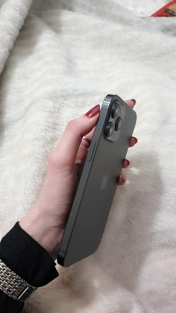 ايفون 12 برو ماكس
ذاكره256

بطاريه78

شرق اوسط عربي ماستر الاصلي AAA

سعره 475 فول نضافه

كفاله عامه من جميع نواحي

***********
