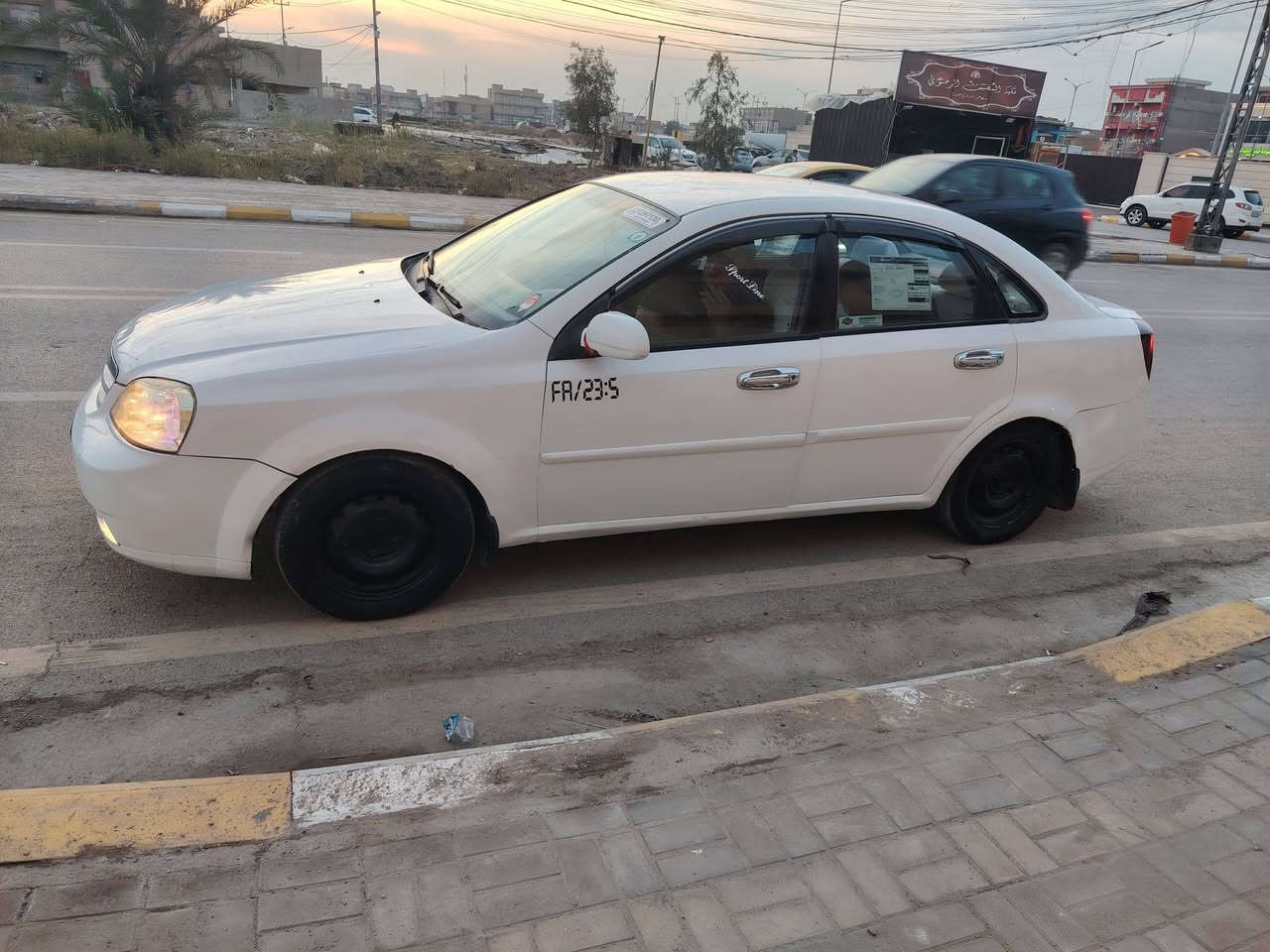 للبيع….
سياره أوبتره . مديل 2011 . أو مراوس بأكسنت ونطي فرق عادي 
السياره بيها جاملق خلفي بدون داخل 
السعر 62 وبيه مجال .
لاستفسار *********** العنوان كوت
