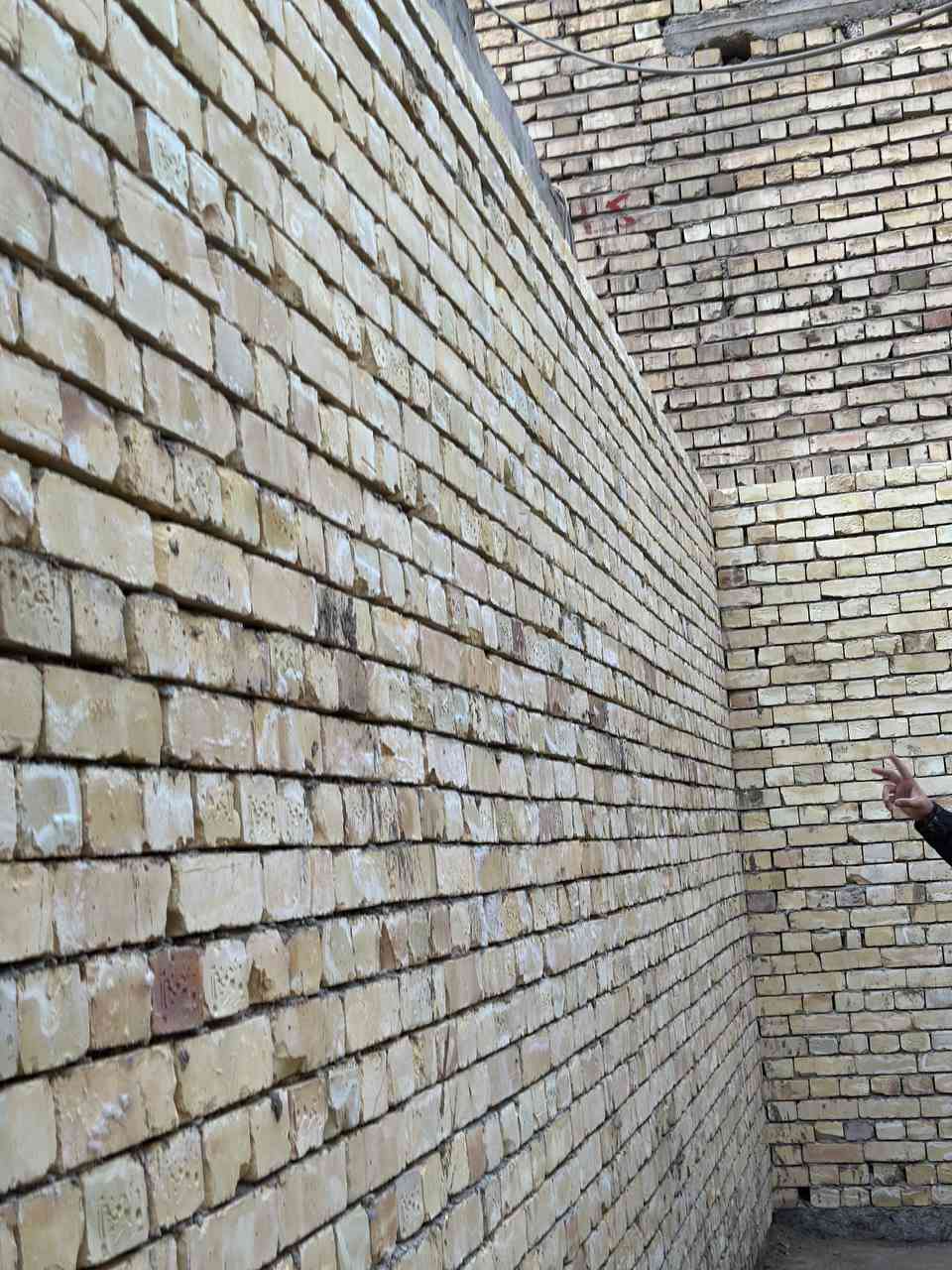 خلفت بناء شغل درجة اولى شغل مصاطر وكبان وشاهول شغلي بغداد فقط نشتغل قطعي وعل دبل للسفسار ***********
