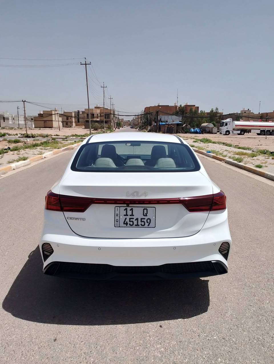 كيا سيراتو 2024 خليجي بغداد بأسمي 
مواصفات عاديه كفاله عامه 
محرك 1600 ماشيه 33 الف 
مدوشمه كشنات وارضيه جلد وشاشه وكاميرا 
السعر 170 بيه مجال بسيط 
*********** كربلاء
