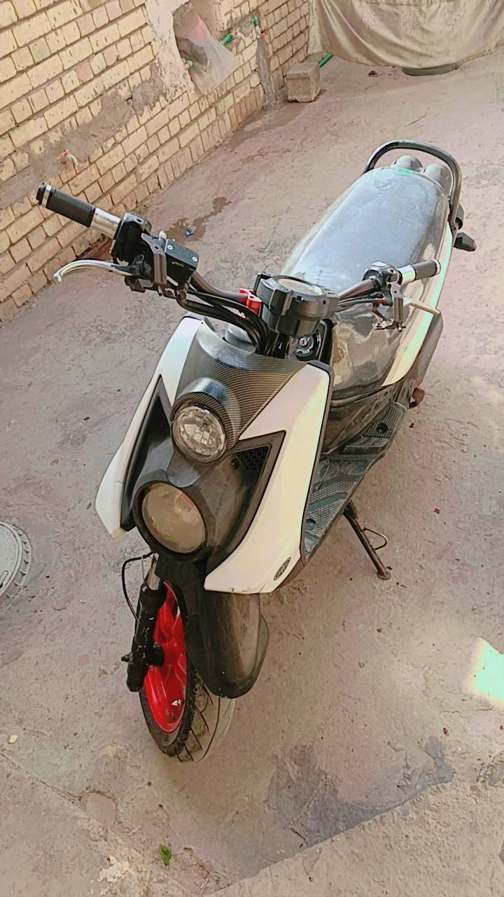 سلام عليكم شباب عدي سكنس جبلي البيع الون ابيض ستيرن رياضي كلج رياضي بلاد عداد اكتروني مكينه خير من الله لا تبخر ولا تنقص سعر 950 بيهة مجال حك جيه متواجد واساب وتصال  ***********
