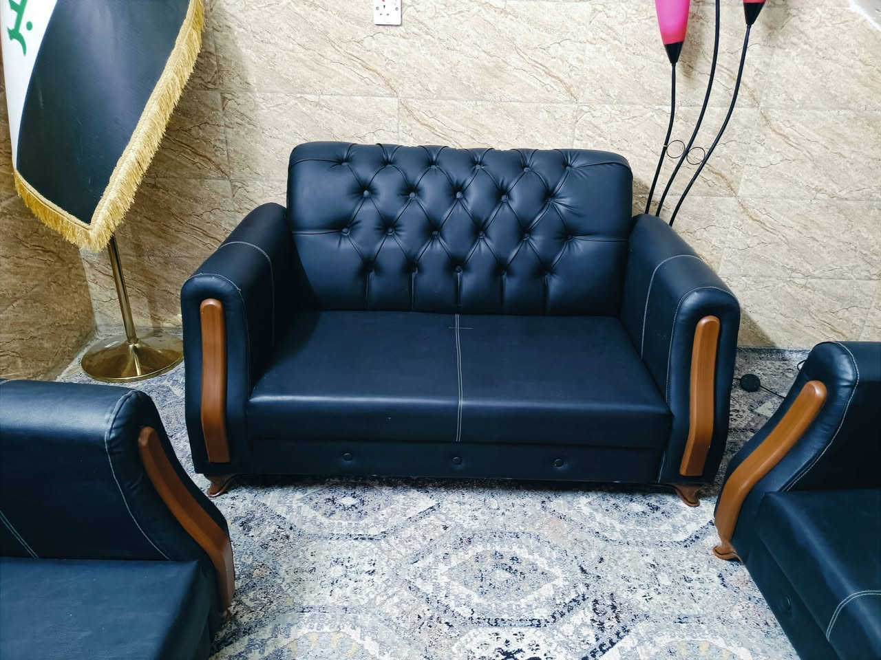 سلام عليكم تخم جلد جديد ما مسخدم 7مقاعد مرجوحه اكبر حجم دبه غاز عنوان بغداد يوجد توصيل كروه ***********
