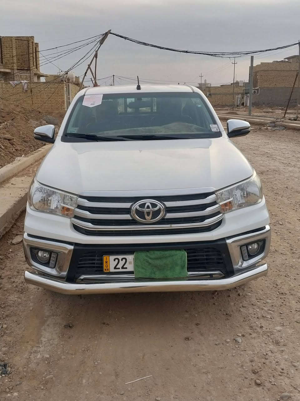 تيوته هايلوكس مديل 2021 ساز بصمه كفاله عامه  فول مواصفات للاستفسار الاتصال *********** مكفوله كفاله عامه ما عدا جاملغ من جهة اليمين بيها بارد قليل  ماشيه 110 مواصفات تحكم ستيرن حساسات خلفيه شاشه كامره خلفيه نضام يكو كشنات تبريد تدفئه بلكشن قطعتين تبريد مثبت سرعه مانع نزلاق رقم نكليزي  مكينه مامفتوحه مكينه وكير مكفولات تخم تاير جديد تبريد شغال ثلج سياره جديده وجاهزه مكان سياره ميسان
