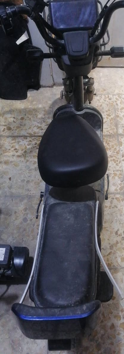 دراجة شحن للبيع
رايدها ب 175 شغالة  حجم 12


**إذا كنت صاحب هذا الإعلان وتريد حذفه لأي سبب، رجاءا أرسل رسالة إلى الدعم الفني**