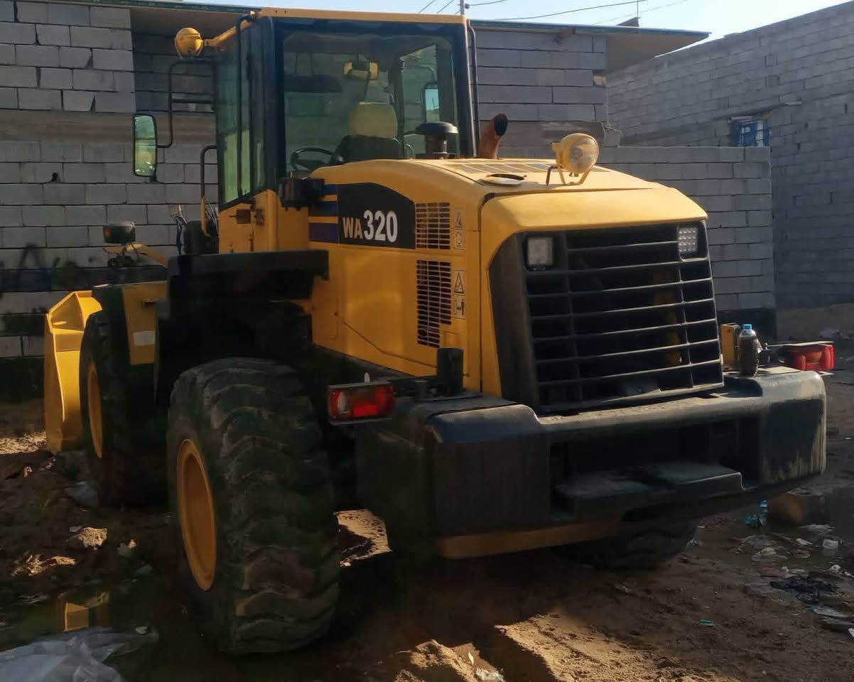 سلام عليكم شباب شفل كماسو شفل ياباني موديل 2004 ارقام وسنويه اربيل نته سنويه اخر سنه مكان بصره تحويل شفل جديد بلادي مامفتوح بي شي شفل جديد نفس بل صوره وشراي يجي يفحص وأنه بل خدمه ... كير كهربائي شفل جاهز العمل دواخل نضيفه هذه رقم الهاتف بي واتساب =***********=تحياتي الجميع
